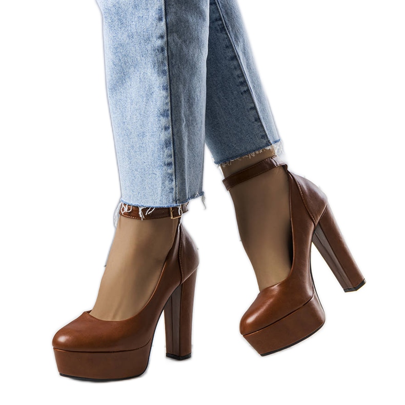 PA1 Smeđe cipele s visokom petom iz Adele smeđa