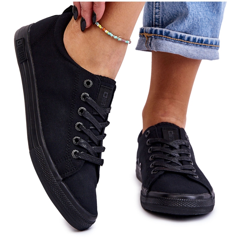 Ženske glatke niske tenisice Big Star LL274057 crne crno