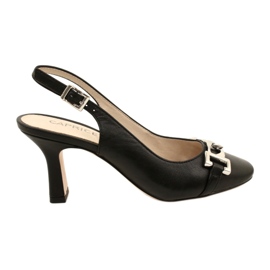 Ženske kožne sandale s ukrasom Caprice 9-29626-20 022 Crna nappa