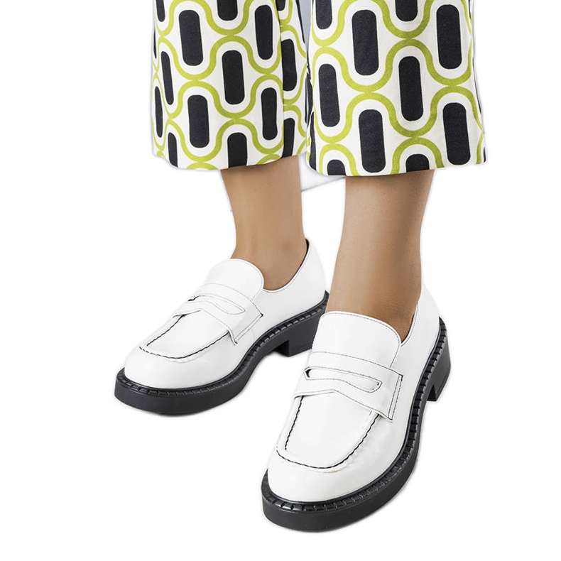 Bl&Ki Viola bijele lakirane cipele bijela