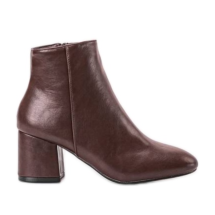 BM Klasične smeđe gležnjače iz Legenda smeđa