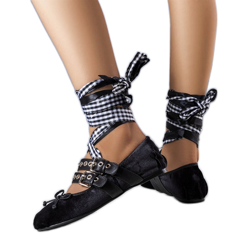 Crne balerinke kopčaju se Boutot kopčom crno