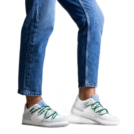 Sive tenisice sa zelenim vezicama iz Aucoina bijela