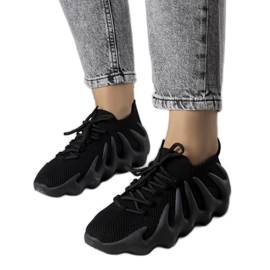 PA1 Crne prozračne tenisice marke Muriel crna