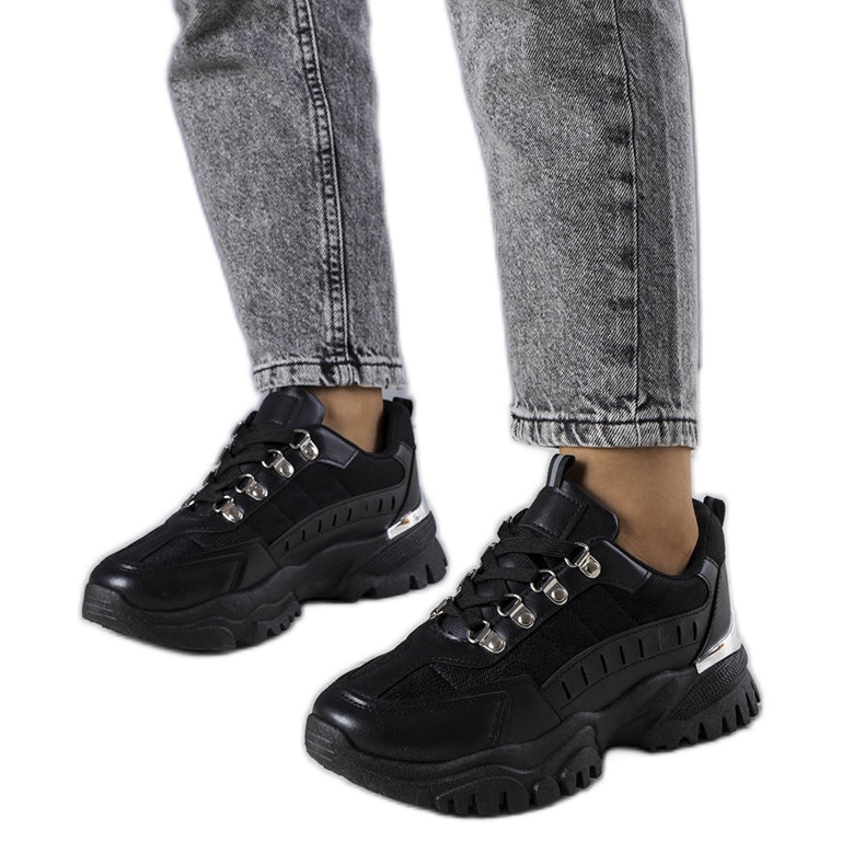 Mindy crne tenisice crno