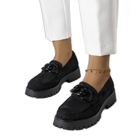 Crni gospodari okićeni arpinskim lancem crna