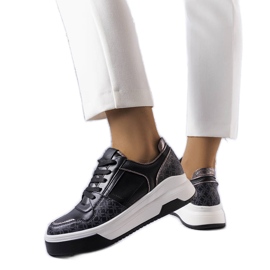 Crne tenisice ukrašene monogramom Grandbois crno