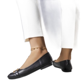 Crne balerinke sa zlatnim ukrasima od Iris crna