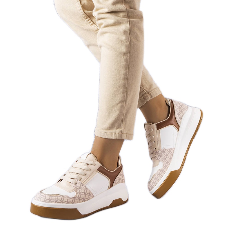 Smeđe tenisice ukrašene monogramom Grandbois smeđa