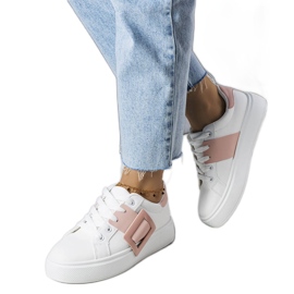 Bijele tenisice ukrašene ružičastom Toni kopčom bijela