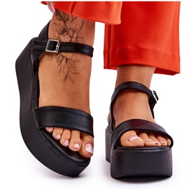 Vinceza Ženske sandale na masivnoj platformi u crnoj boji