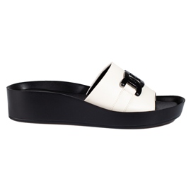 Bijele ženske papuče na platformi Shelovet bijela