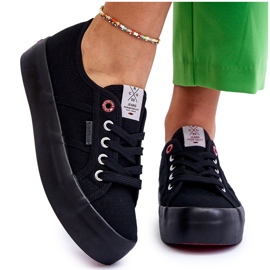 Ženske tenisice s platformom Cross Jeans LL2R4039 crne crna