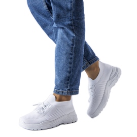 BM Bijele tenisice s fleksibilnim gornjištem iz Goisa bijela