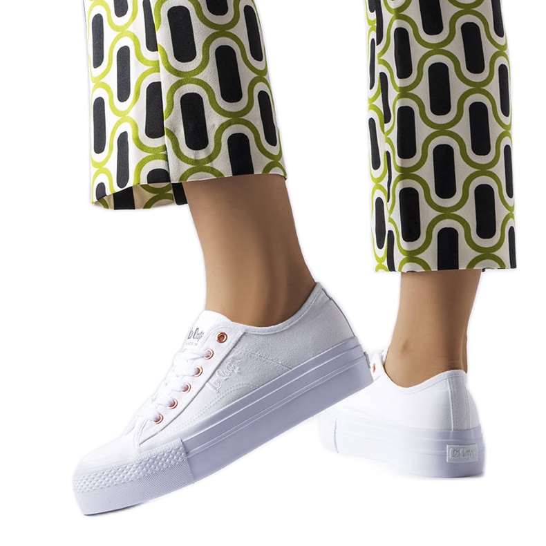 Lee Cooper LCW-22-31-0890L bijele tenisice bijela