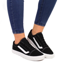 Crno-bijele tekstilne niske tenisice Atletico WY18081 crna
