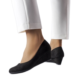 Crne balerinke s niskim klinom iz Penseea crna