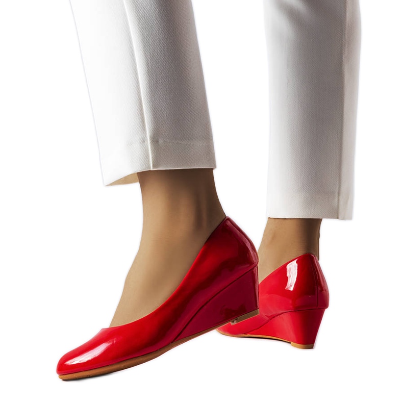 Crvene cipele na klin iz Casgre crvena