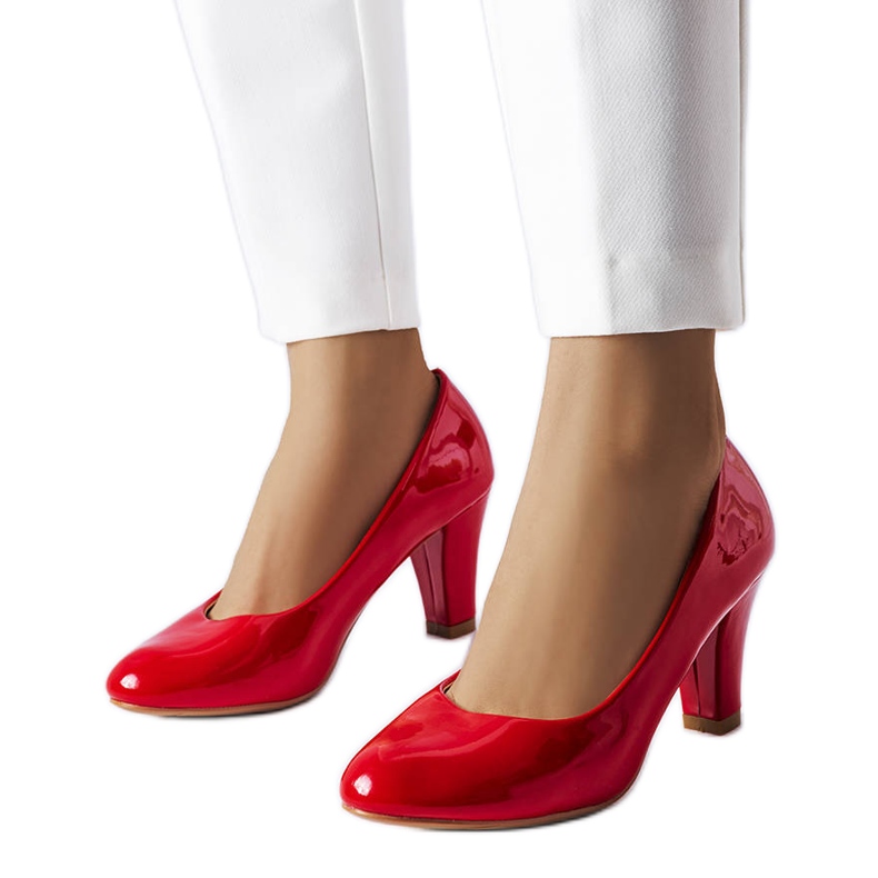 Crvene patentirane cipele tvrtke Burkett crvena