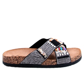 PA1 Rezai tobogani od pluta s crnim perlama crna