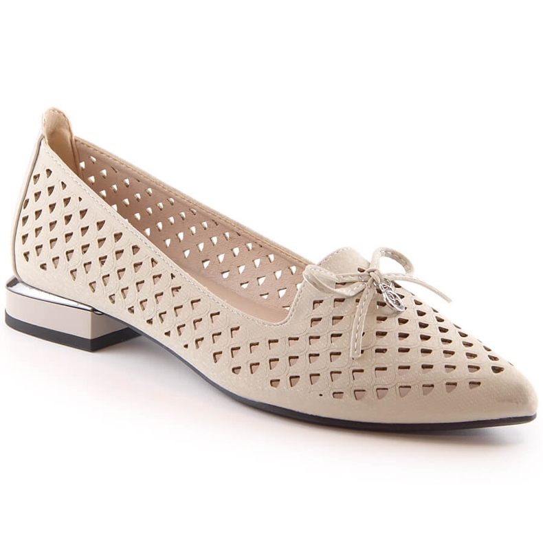 Ženske ažurne cipele na špic Jezzi ASA178-5 srebro
