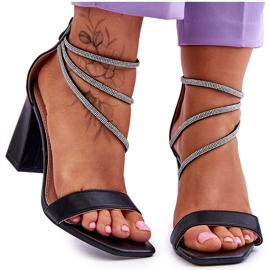 Moderne sandale s cirkonima Black Carma crna