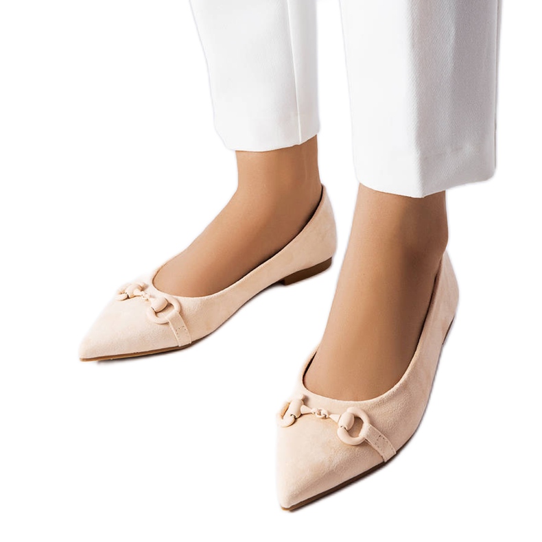 Bež cipele sa špicastim vrhovima iz Aiméa