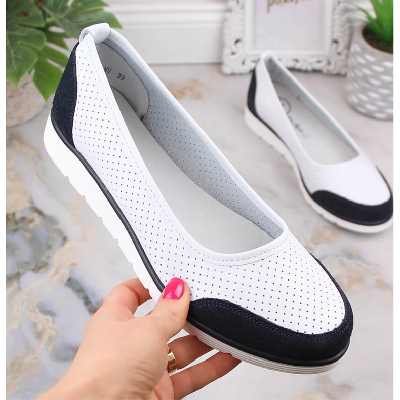 Ženske ažur bijele kožne balerinke Filippo DP4524 bijela