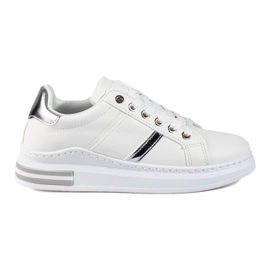 Ženske bijele čizme s debelim potplatom Shelovet bijela