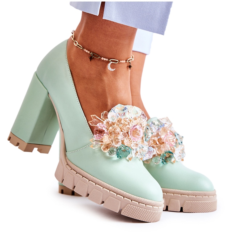 Inna Ženske pumpe s glatkim zelenim ukrasom zelena