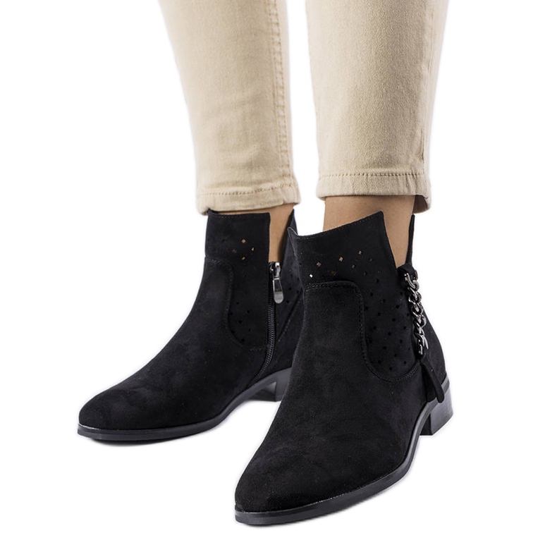 Vinceza Crne čizme s otvorenim umetcima iz Vinceze crno