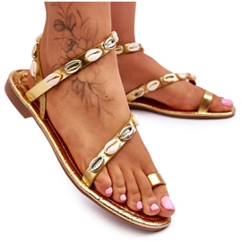 Ženske sandale s ukrasnim školjkicama Golden Verdem zlatna