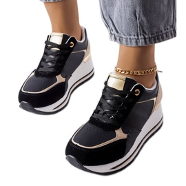 Crne tenisice na wedge iz Harvéa crna