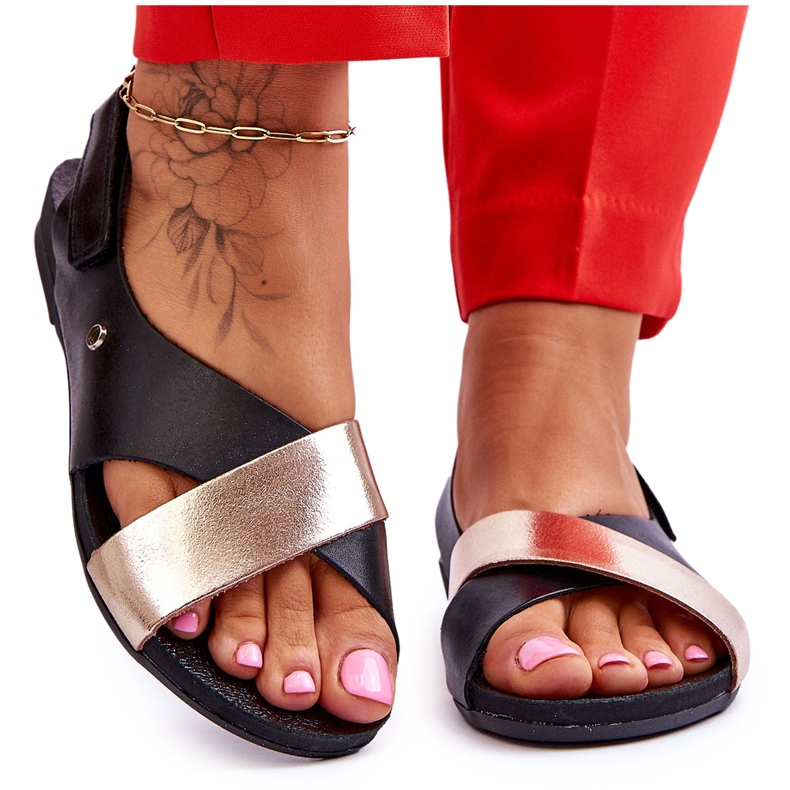 Lemar Kožne sandale s crnim i zlatnim dodacima crno