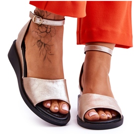 Vinceza Ženske klasične kožne sandale na platformu Gold Truett zlatni