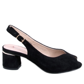 BM Venus crne sandale na petu crna