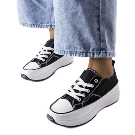 Crne sportske tenisice na platformi McKeylor crna