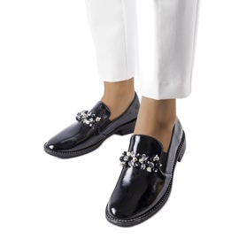 BM Crne lakirane cipele s kristalima iz Bonne crna