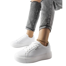 Lee Cooper LCW-23-32-1707L bijele tenisice bijela