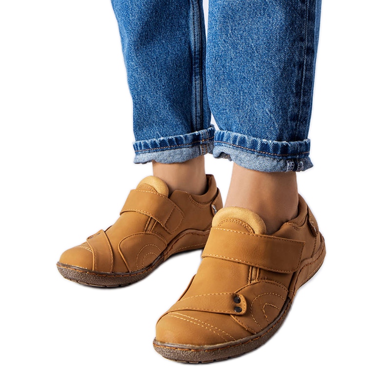 Caramel cipele na vezanje iz Cinisella smeđa