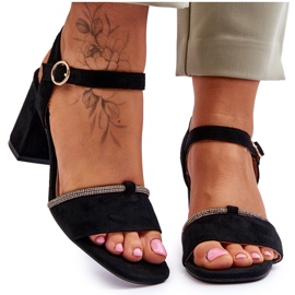 Ženske sandale na nisku petu od brušene kože crne Loredo boje crna