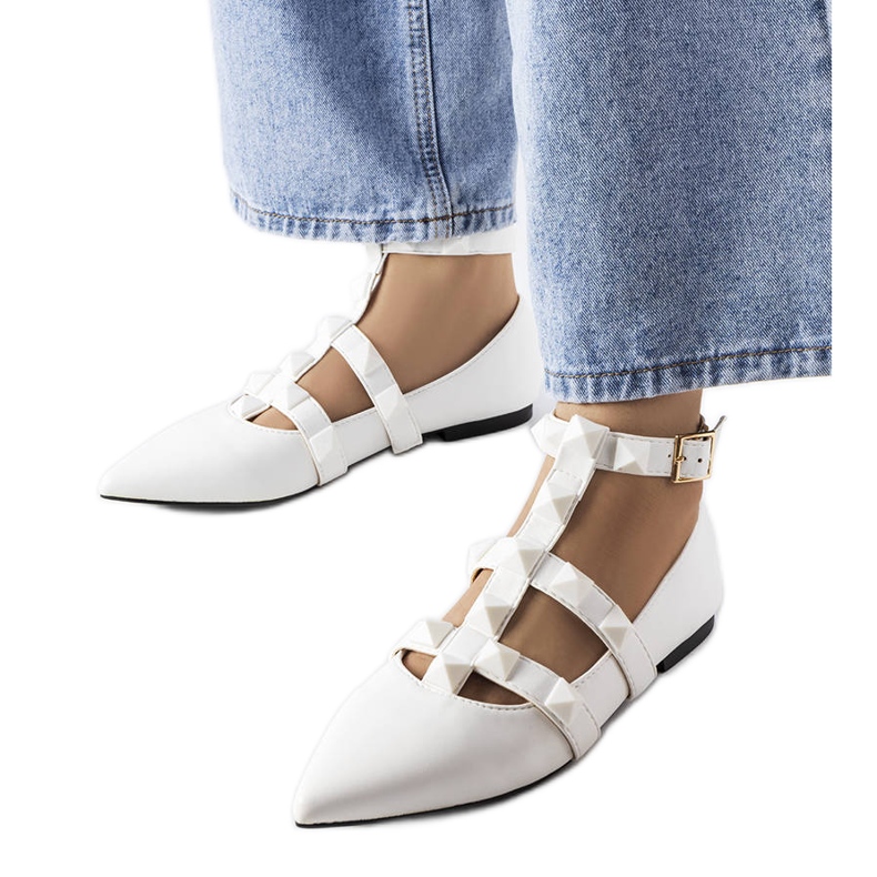 Bijele balerinke sa spektakularnom Blur kopčom bijela