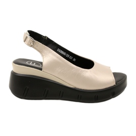 Sandale na klin zlatne Filippo DS3595/23 GO zlatni