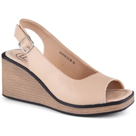 Kožne udobne sandale na klin Filippo W DS4508 bež