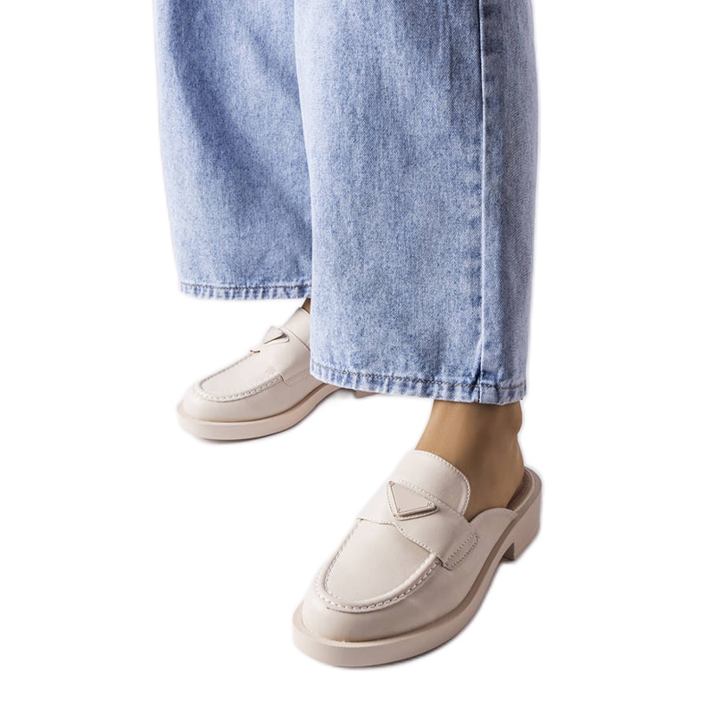 Berkshire bež tobogani sa zatvorenim prstima