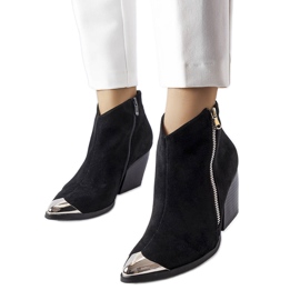 Crne metalne kaubojske čizme iz Vergnea crna