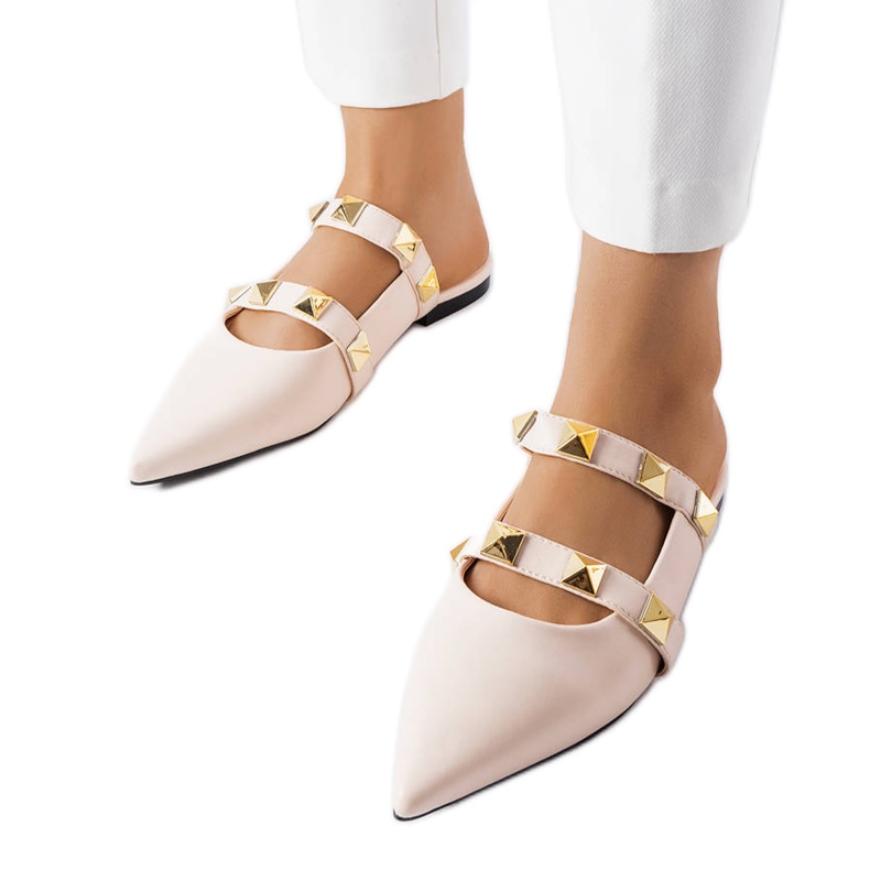 Ruckmanove bež sandale na špicasti vrh