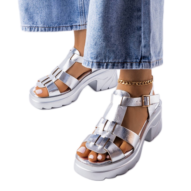 Srebrne sandale s blok petom iz Sunseta srebro