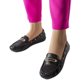 Crne mokasine ukrašene Seattle aplikacijom crna