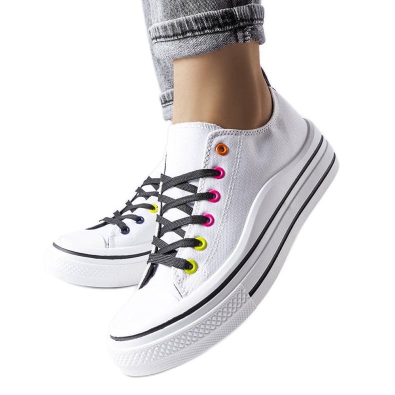 Bijele platform tenisice iz Boisa bijela